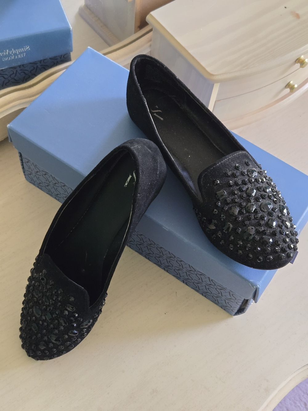 Black Embellished Women's Ballet Flats - Classic Sparkle